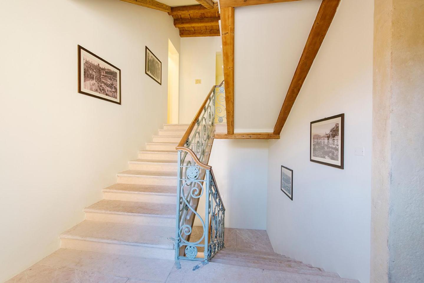 Palazzo Confalonieri Da Lisca Verona Eksteriør bilde